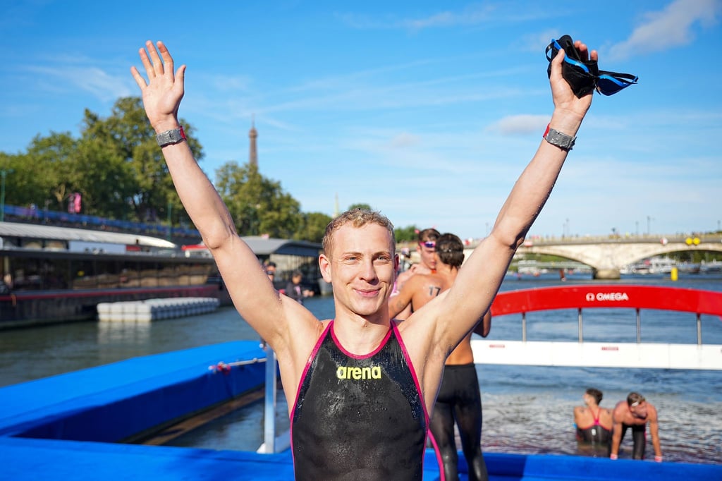 Oliver Klemet, der in Magdeburg trainiert, hat bei Olympia Silber über 10 Kilometer Freiwasserschwimmen gewonnen.