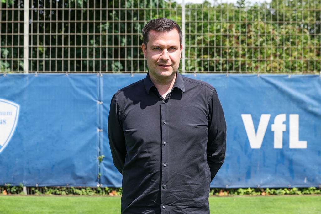 Der Bochumer Sportdirektor Marc Lettau freut sich über die Verpflichtung von Aliou Baldé.
