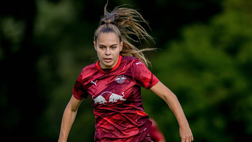 Mia Werner verlor mit RB Leipzig gegen Prag.
