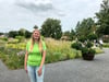 Sarah Beyer koordiniert den Besucherservice auf der Landesgartenschau in Bad Dürrenberg. 