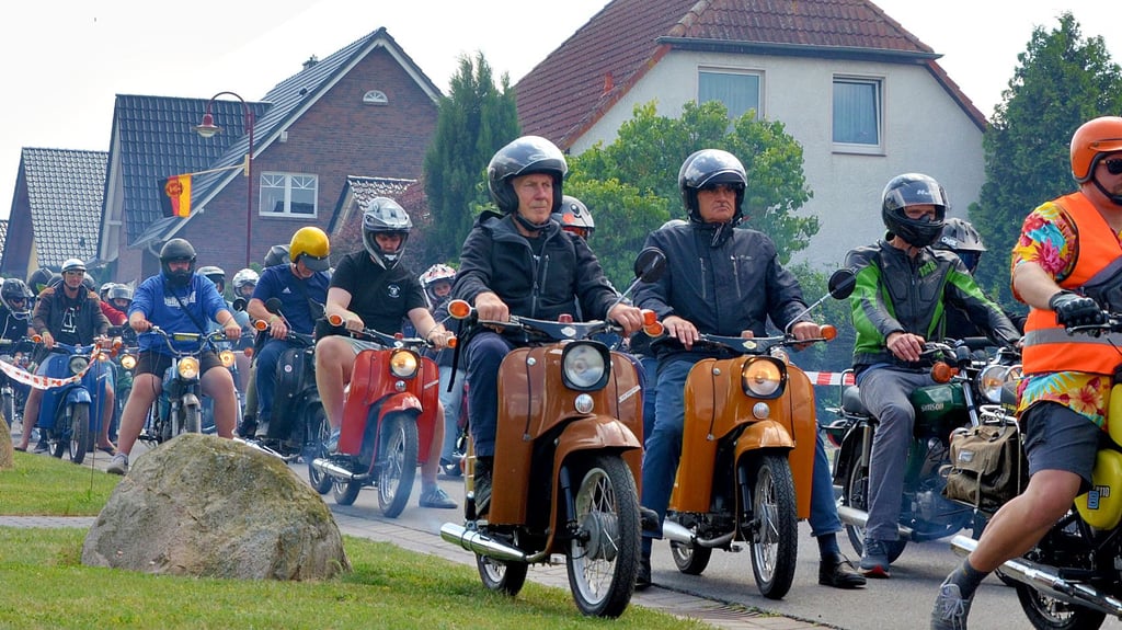 Schwalben dürfen beim Simson-Treffen in Kathendorf nicht fehlen.