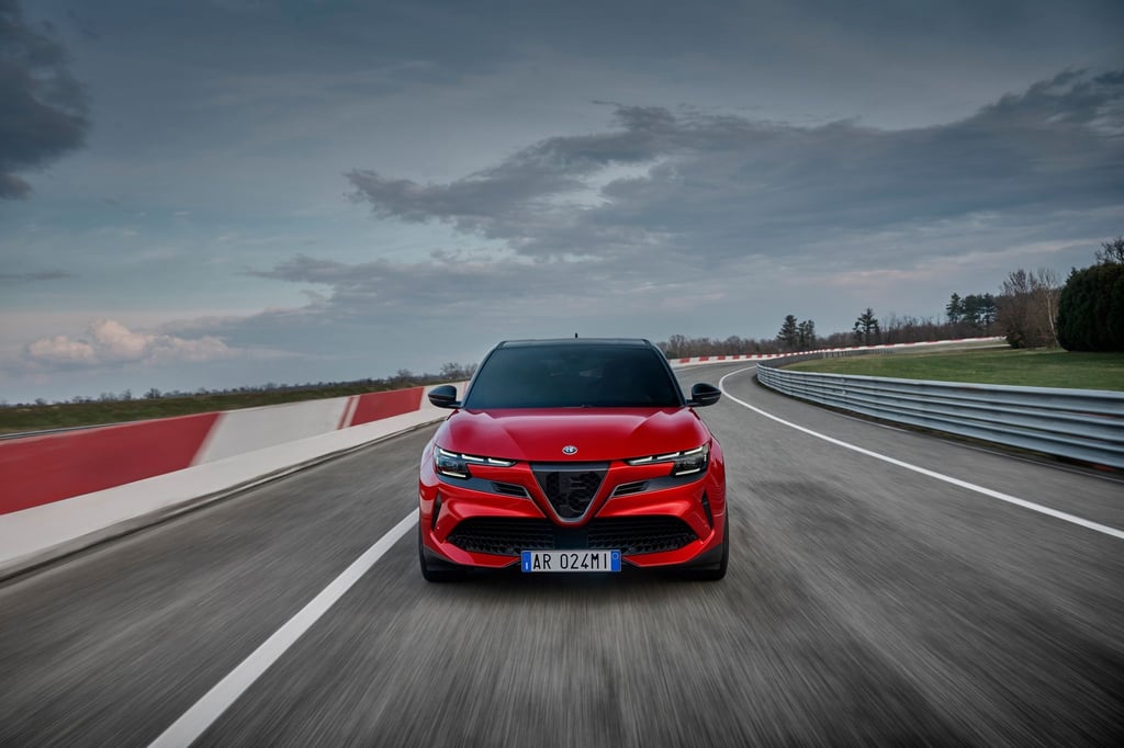 Alfa Romeo bringt mit dem Junior ein neues Modell in die Kompaktklasse.