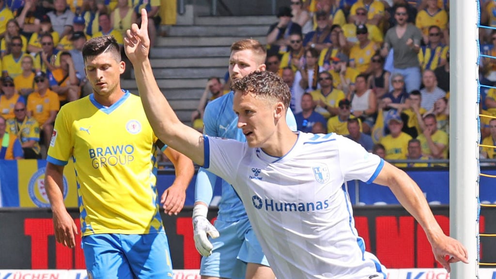 Martijn Kaars erzielt sein erstes Tor für den 1. FC Magdeburg und ließ beim Sieg in Braunschweig später noch das zweite folgen.