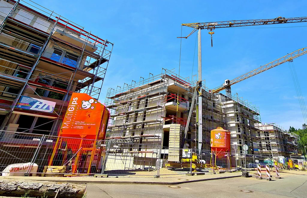 Neubau vor der Fertigstellung: An der Lutherstraße in Wernigerode entstehen neue Mietwohnungen.
