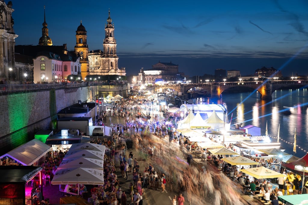 Gegen die Präsentation von Militärtechnik auf dem Dresdner Stadtfest regt sich Widerstand (Archivbild)