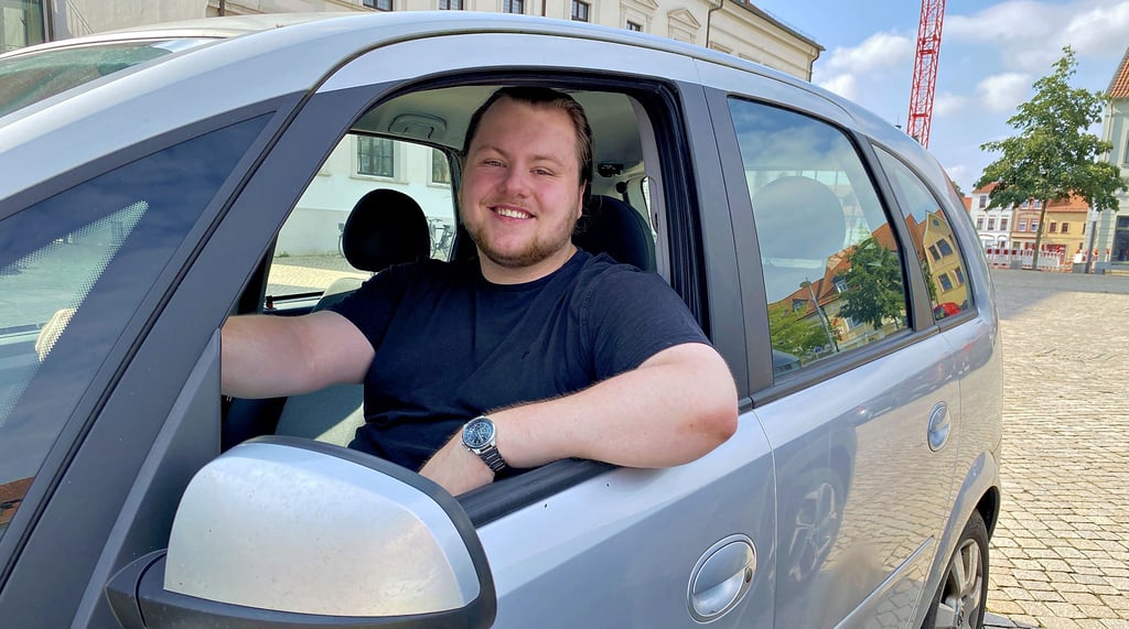 Volksstimme-Praktikant Marlon Heite im Selbsttest: Wie geht es am schnellsten vom Markt zu Kaufland?