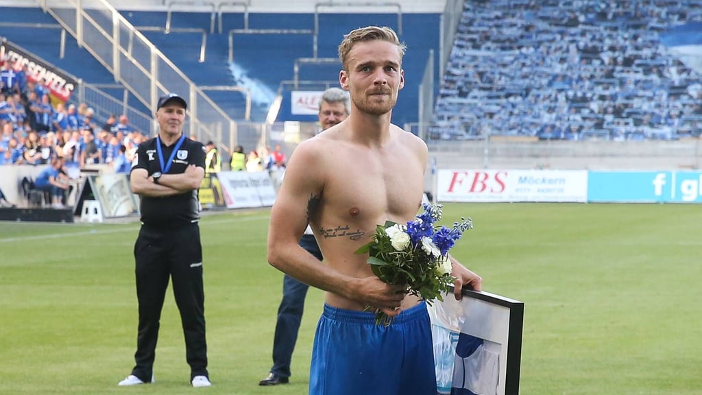 2019 wurde Nils Butzen beim 1. FC Magdeburg als Spieler verabschiedet. Sein Traum ist es, später einmal zum Club zurüczukehren.