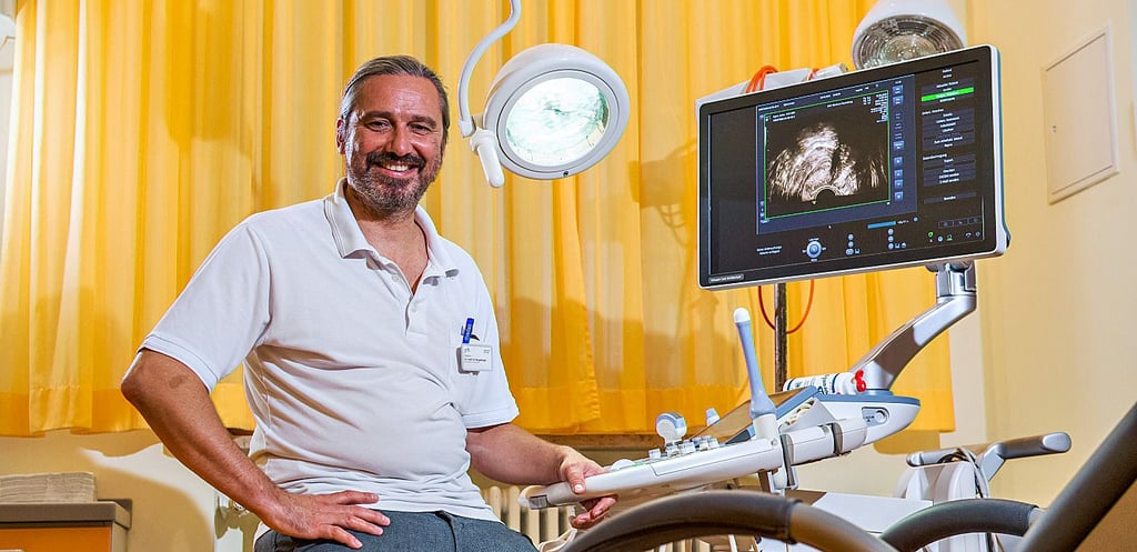 Behandelt seit über zwei Jahren Endometriose-Patienten im Naumburger Krankenhaus: Chefarzt Matthias Rengsberger. Nun ist die Klinik zertifiziert.