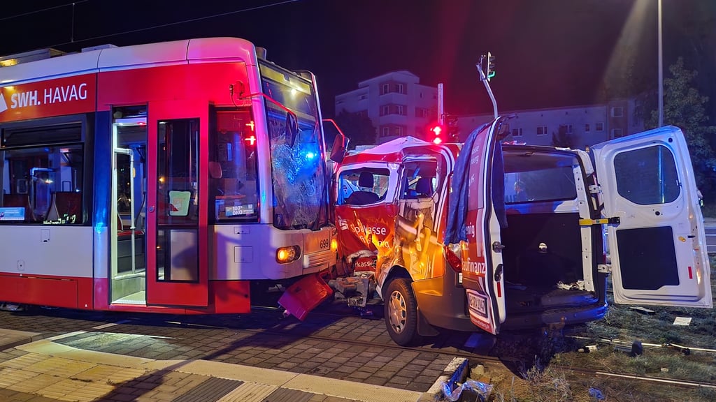 Unfall im Böllberger Weg