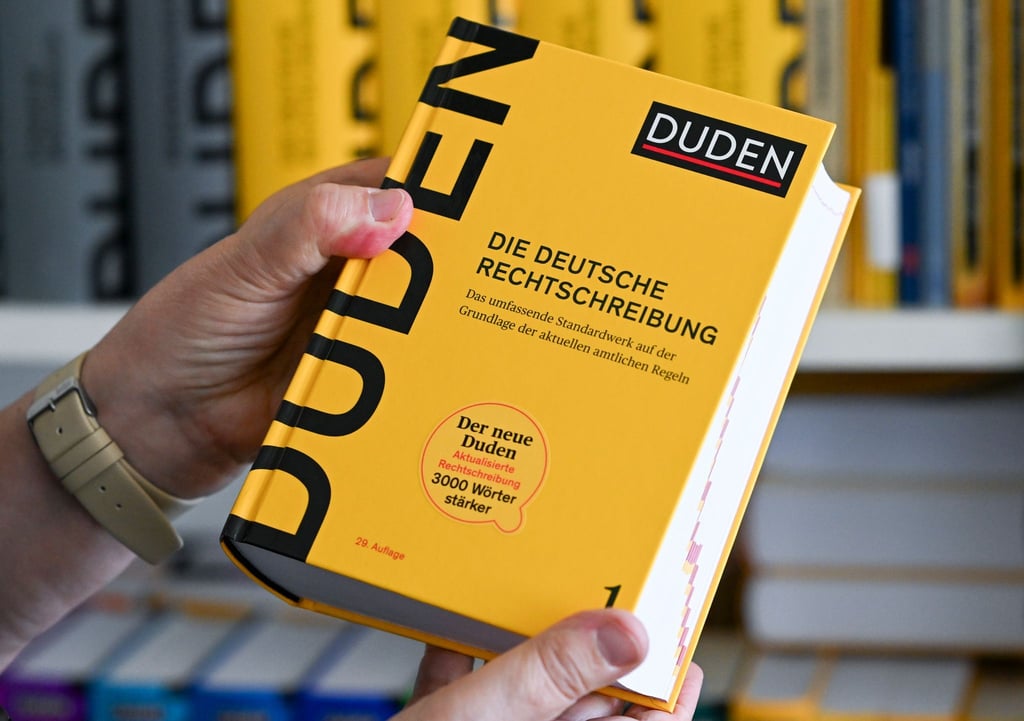 Der neue Duden enthält 3000 zusätzliche Begriffe.