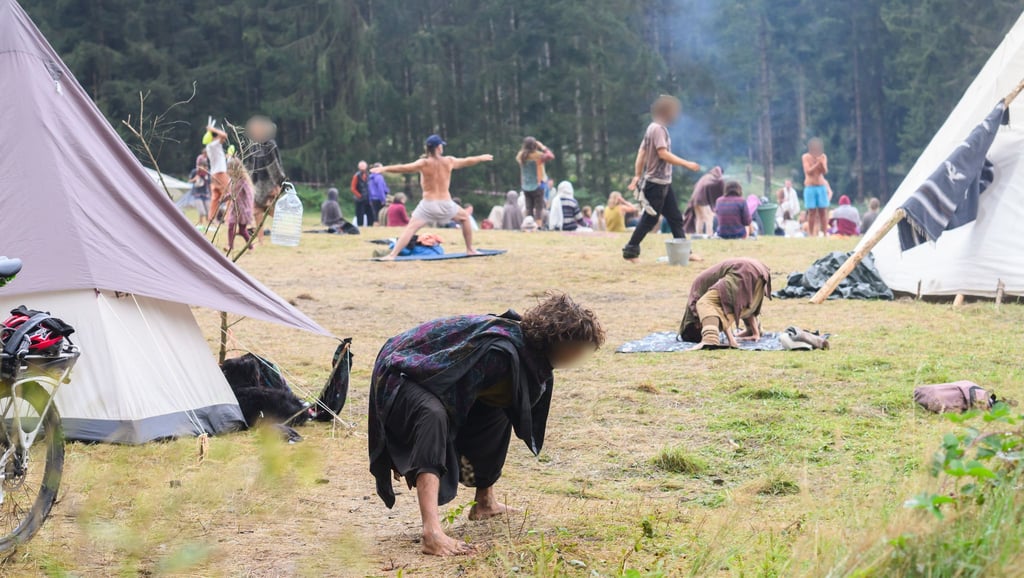 Rund 1.500 Menschen aus aller Welt zelten derzeit im Harz.