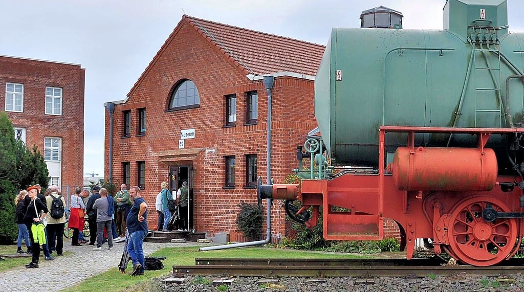 Das Genthiner Waschmittelmuseum befindet sich auf dem Gelände des Chemieparks. Nach Anmeldung oder bei Tagen der offenen Tür kann es besichtigt werden.