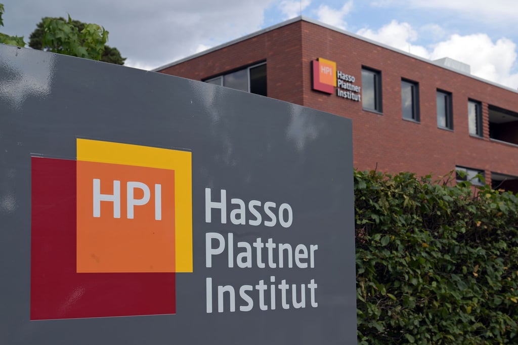 Das Hasso-Plattner-Institut schlägt die Einführung von staatlich anerkannten Digitalschulen in Deutschland vor. (Archivbild)
