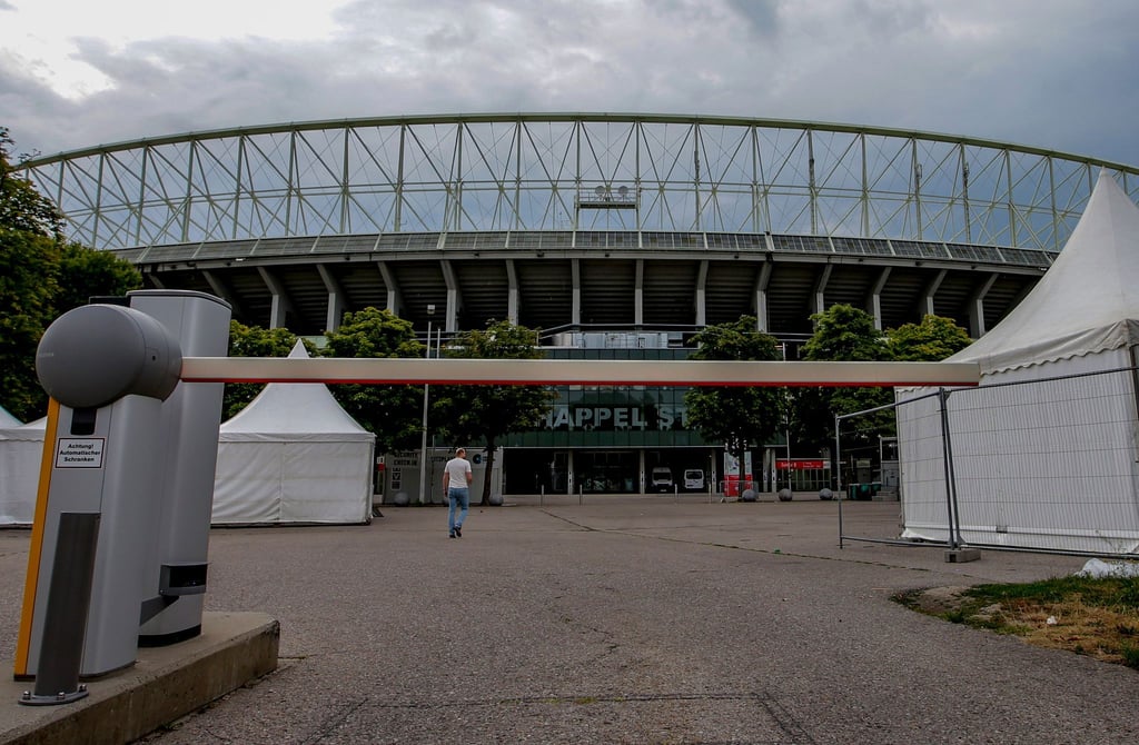 Rund um das Ernst-Happel-Stadion werden Schleusen und Verkehrssperren für Fahrzeuge eingerichtet. (Archivfoto)