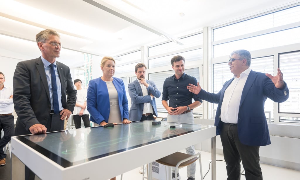 Das Zeki forscht zu künstlicher Intelligenz und autonomen Fahren.