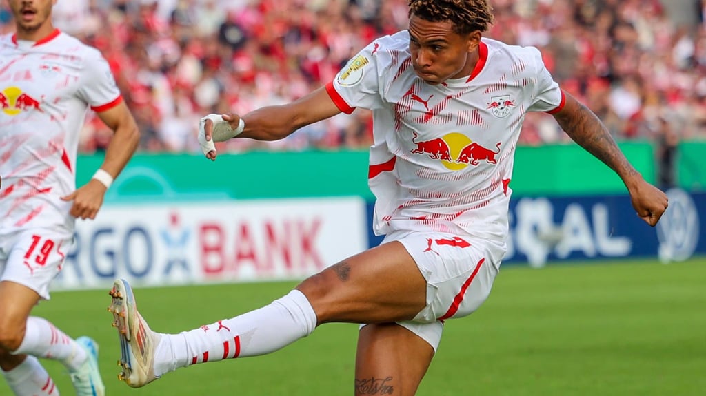 Antonio Nusa bei seinem ersten Spiel für RB.