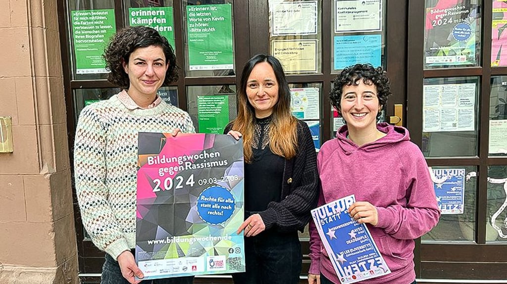 Lena Lehmann, Sarah Sisouphantavong, Amelie Basan sind Teil der AG Bildung 