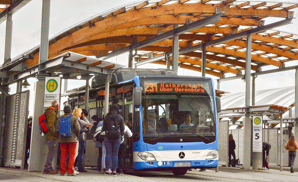 Eine neue App soll die Nutzung des öffentlichen Nahverkehrs im Harz bequemer machen.