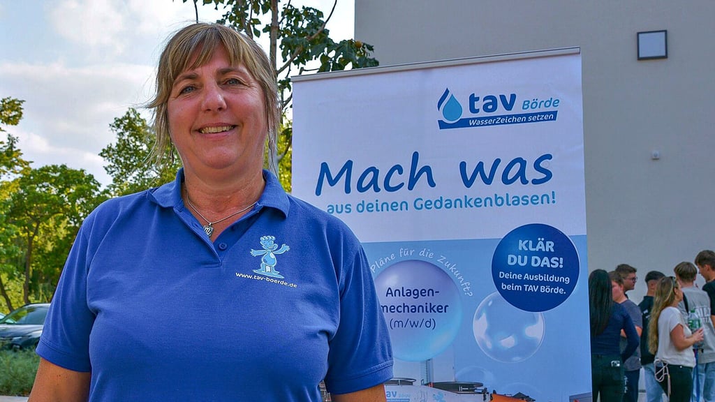 Annette Wisweh vom Trink- und Abwasserverband Börde gehört zu den Mitorganisatoren der Berufsmessen.