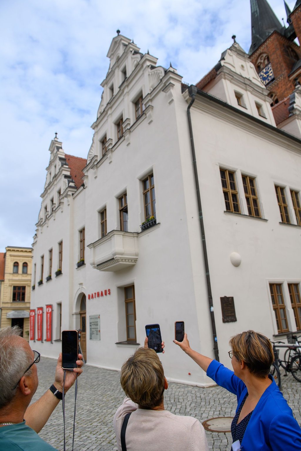 Wer in Stendal das Handy zückt, kann mehr über die mittelalterliche Stadt erfahren.
