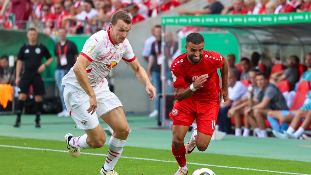 „Es ist wichtig, dass man tagtäglich wortwörtlich am Ball bleibt”: Lukas Klostermann.