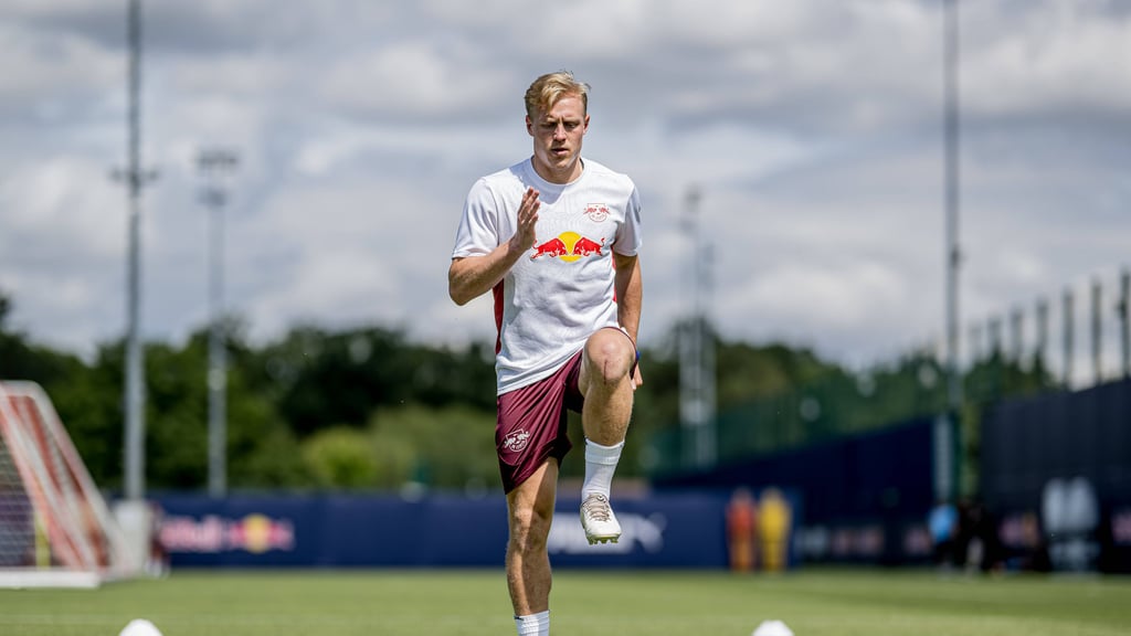 Xaver Schlager beim individuellen Training von RB Leipzig am Cottaweg.