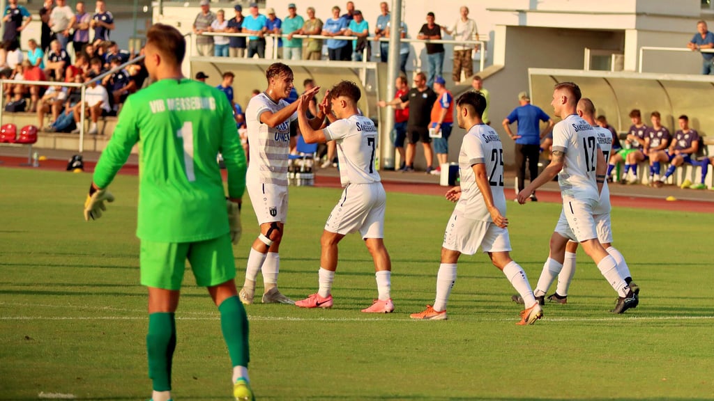 Das 4:0 des VfB Sangerhausen zum Auftakt in der Verbandsliga sorgte für große Freude im Stadion.