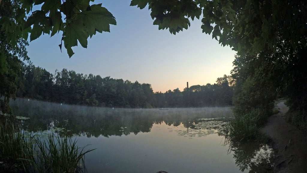 Im Teufelssee waren stark erhöhte Werte für E.Coli-Bakterien festgestellt worden. (Archivbild)