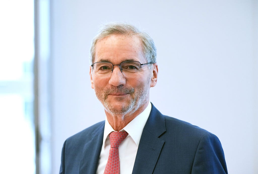 Zeigt sich für die Brandenburger Landtagswahl optimistisch: Ex-Regierungschef Matthias Platzeck (Archivbild).