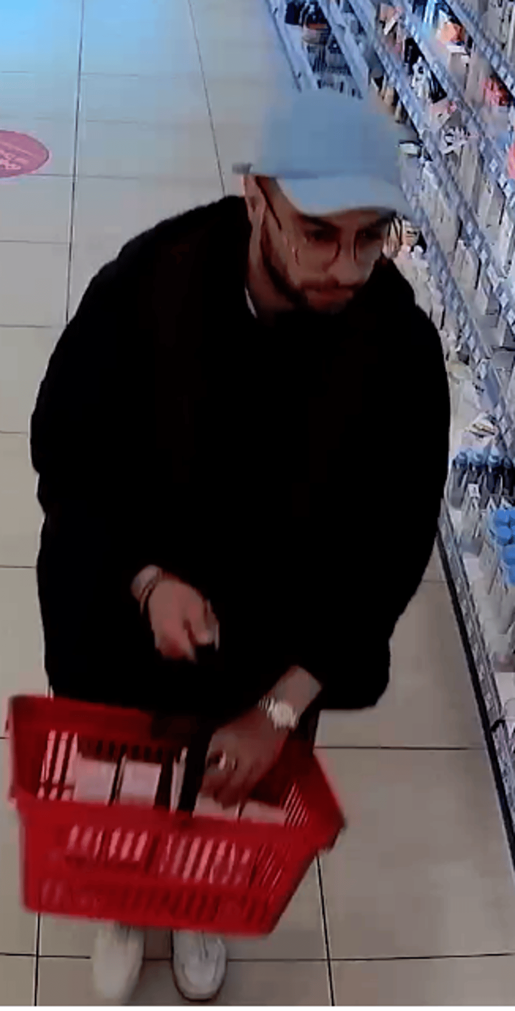 Wer kennt diesen Mann?