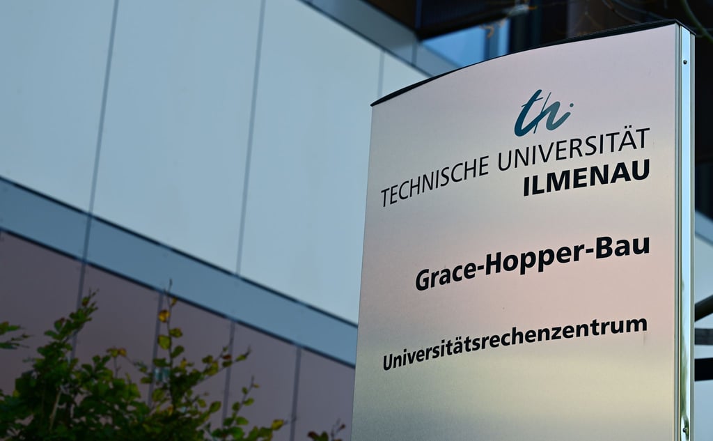 An der TU Ilmenau und an der Uni Jena ist das Innovationszentrum für Quantenoptik und Sensorik angesiedelt. (Archivbild)