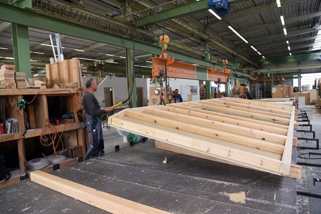 Ein Blick in die Produktionssätte von Gussek-Haus im Herbst 2022.