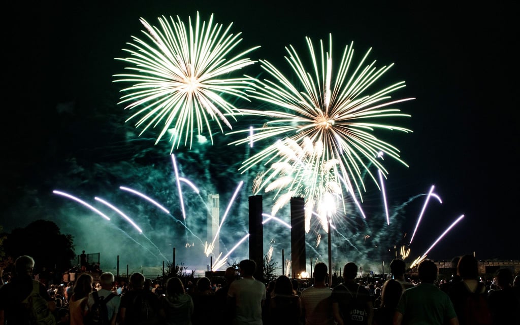 Sechs internationale Teams kämpfen bei der Pyronale um das beste Feuerwerk. (Archivbild)