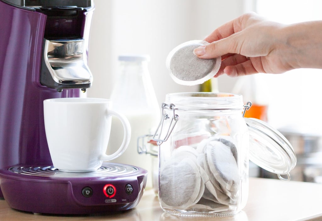 Zwar überzeugte fast die Hälfte der getesteten Crema-Pads geschmacklich, doch Schadstoffe sowie Defizite im Kaffeeanbau führten bei vielen Produkten zu erheblichen Abwertungen.