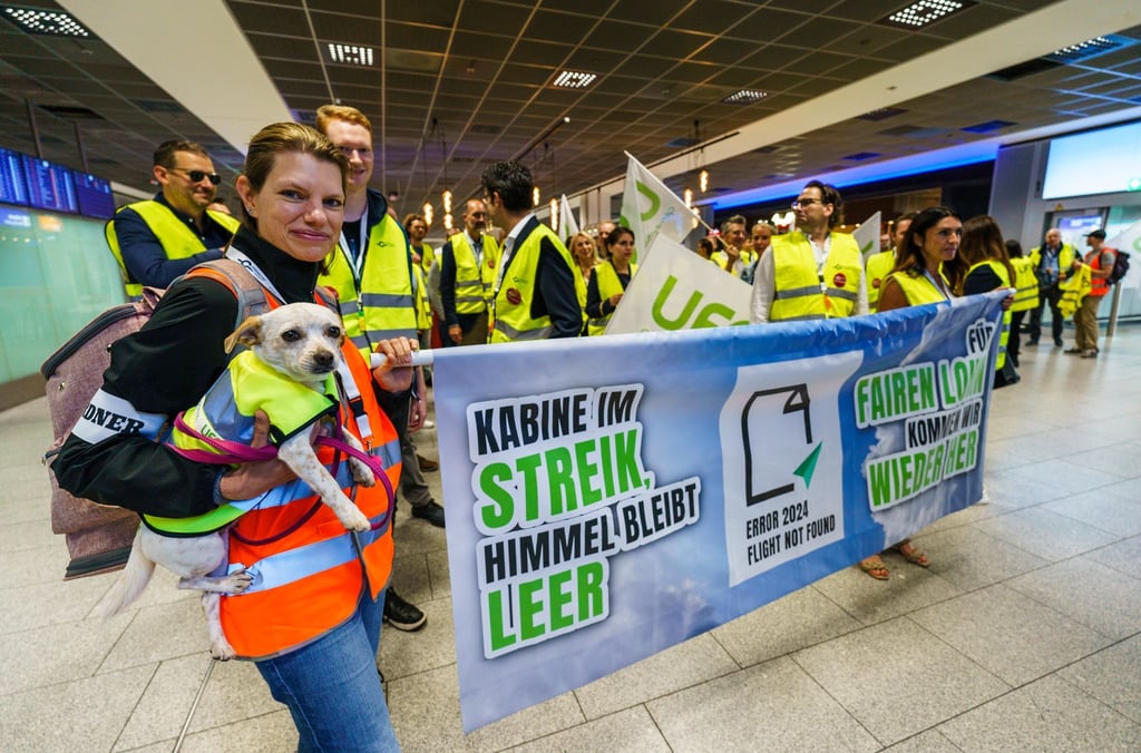 Der Streik beim Ferienflieger Discover geht weiter.