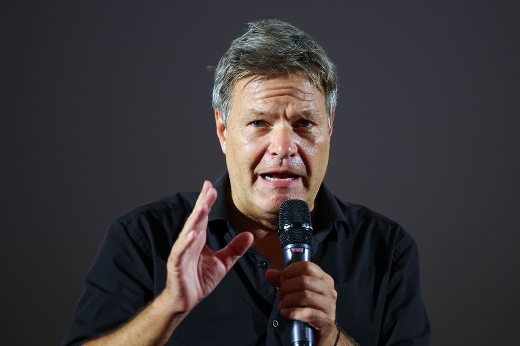 Zwei Tage vor der Landtagswahl in Sachsen kritisiert Habeck die AfD scharf.