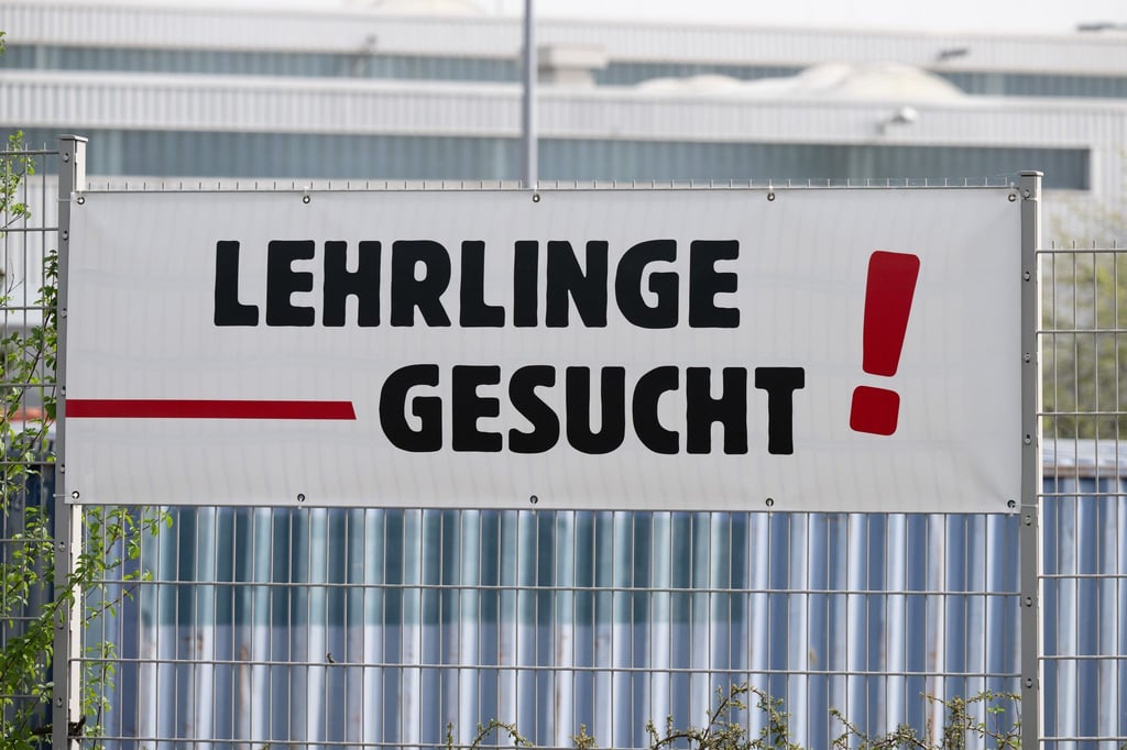 Im ostsächsischen Handwerk haben deutlich mehr Frauen und Männer eine Ausbildung begonnen als noch vor einem Jahr. (Symbolbild)