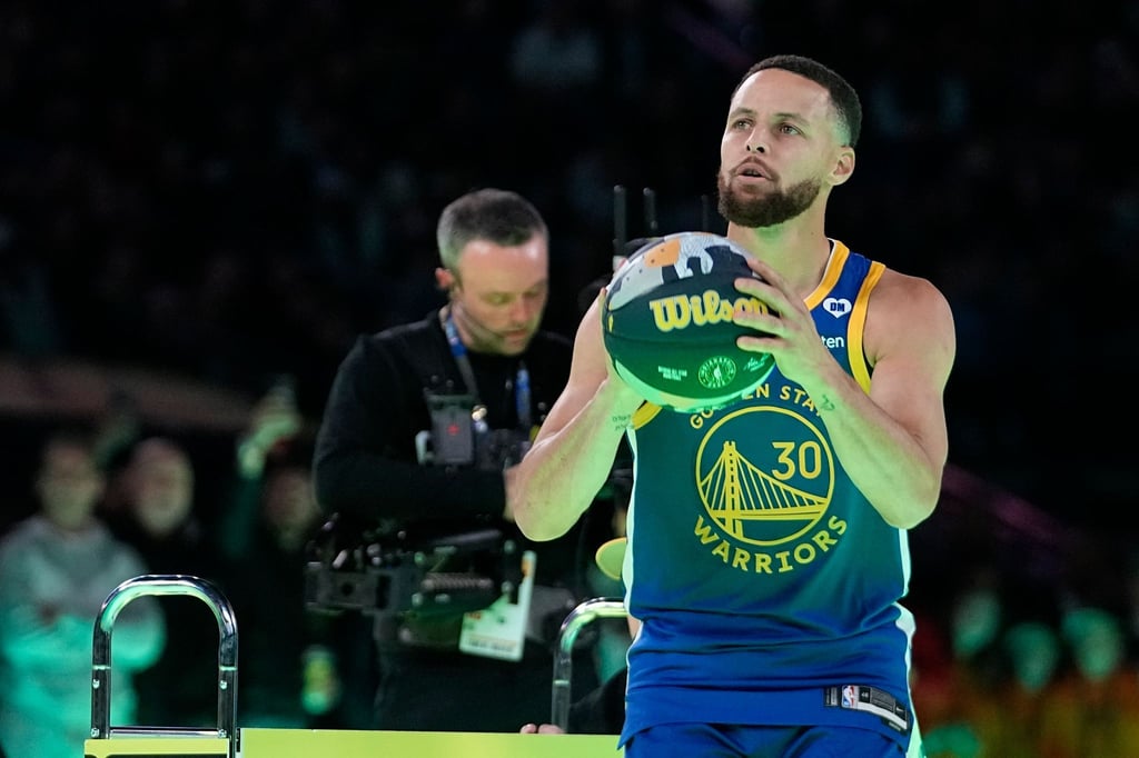 Sein neuer Vertrag beschert Stephen Curry fast 63 Millionen Dollar.