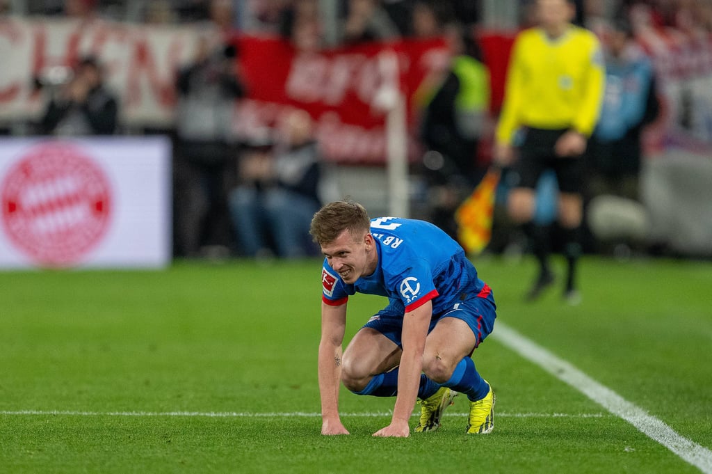 Dani Olmo bei einem Spiel gegen den FC Bayern München.