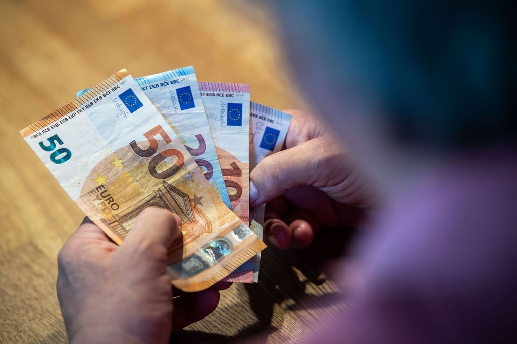Vielen Sachsen blüht trotz Vollzeitarbeit niedrige Rente (Symbolbild).