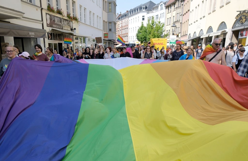 CSD in Zwickau verläuft störungsfrei trotz rechter Proteste