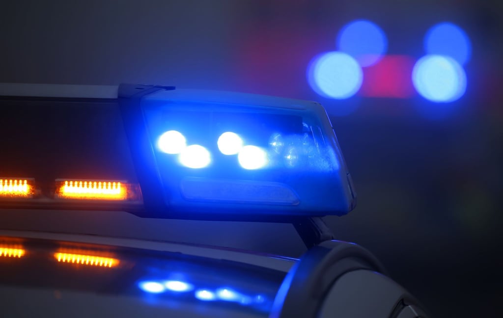 Dutzende Migranten drängen sich auf der Ladefläche eines Lkws in Tschechien, eine Frau stirbt.