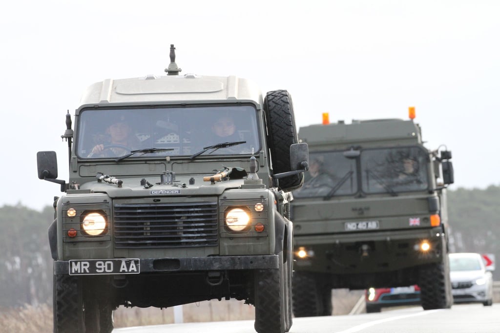 Mit solchen Fahrzeugen vom britischen Militär muss im September auf den Straßen Niedersachsens und NRW gerechnete werden. (Handoutfoto)