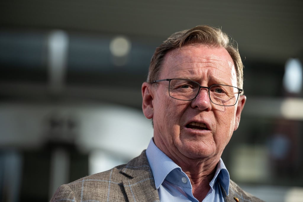 Bodo Ramelow regiert seit 2019 ohne eigene Koalitionsmehrheit im Landtag - und rät der CDU nun von einer Minderheitsregierung ab: „Ich weiß, wovon ich rede.“