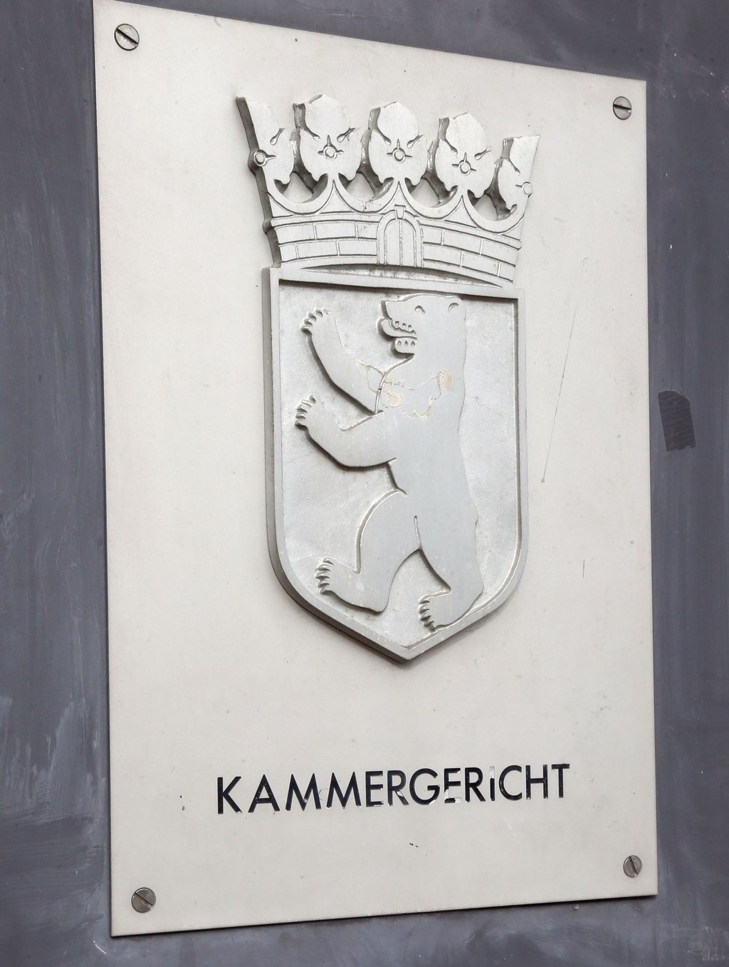 Kammergericht verurteilt 29-Jährigen wegen IS-Mitgliedschaft zu drei Jahren Haft. (Symbolbild)
