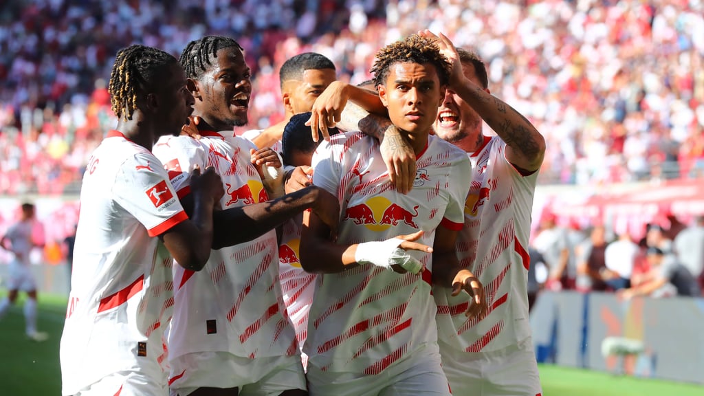 Der Coverboy hat sofort eingeschlagen: Antonio Nusa.