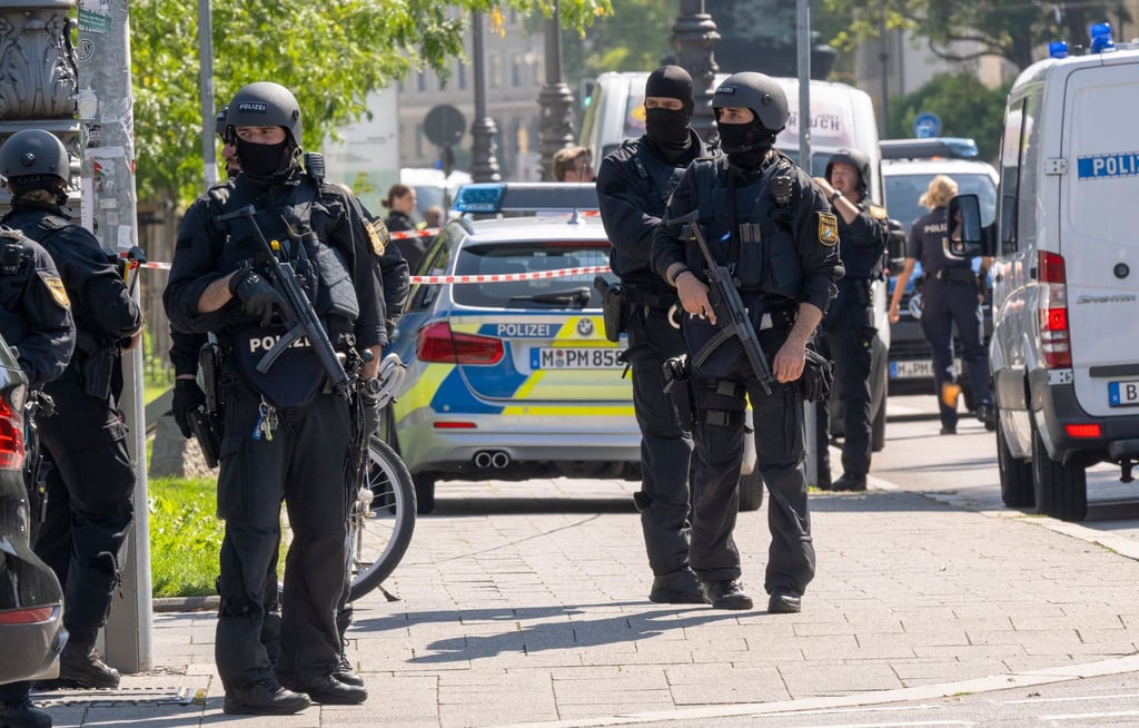 Der Verdächtige wurde von der Polizei niedergeschossen.