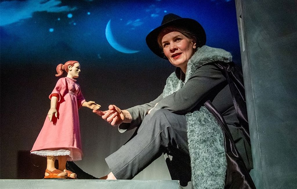 "Nathans Kinder" mit Sabine Schramm im Puppentheater Magdeburg.