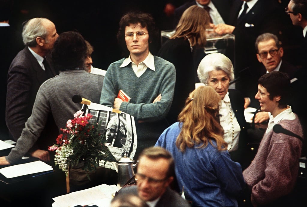 Die Grünen zogen 1983 in den Bundestag ein - und mit ihnen ein neuer Kleidungsstil.