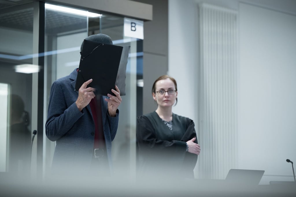 Ein Ex-Stasi-Mitarbeiter steht wegen Mordes vor Gericht. (Archivbild)